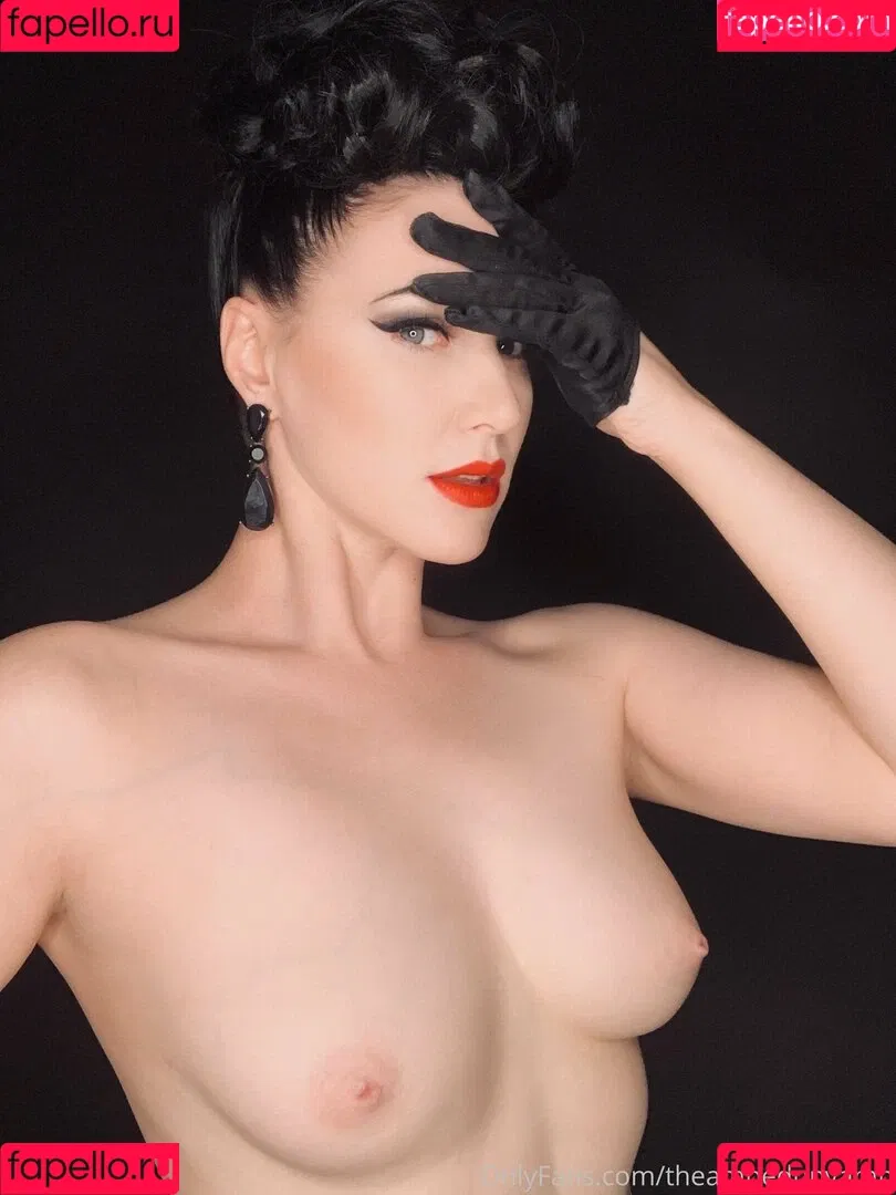 theampedupvamp Onlyfans Photo Gallery 