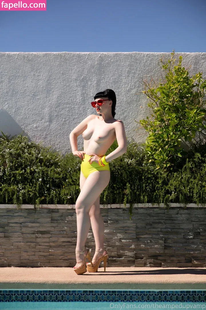 theampedupvamp Onlyfans Photo Gallery 