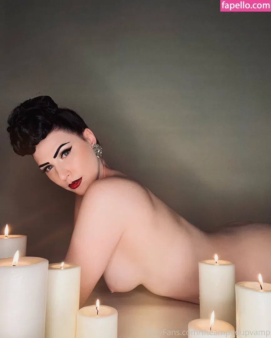 theampedupvamp Onlyfans Photo Gallery 