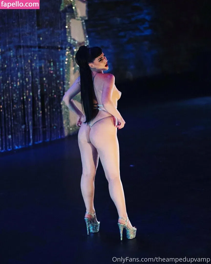 theampedupvamp Onlyfans Photo Gallery 