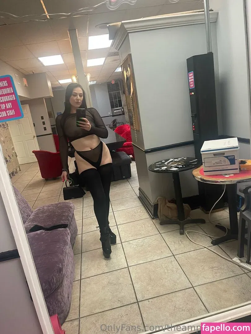 theampedupvamp Onlyfans Photo Gallery 