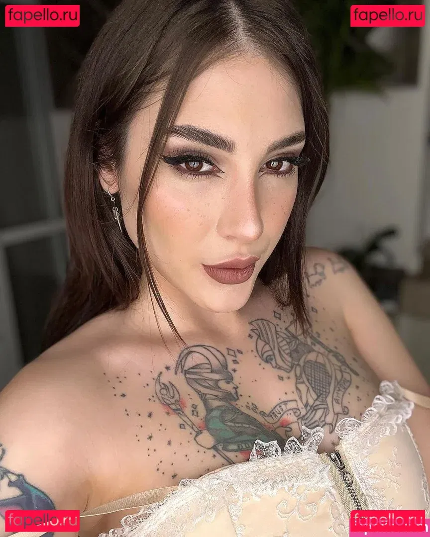 Gabriela Zambrozuski Onlyfans Photo Gallery 