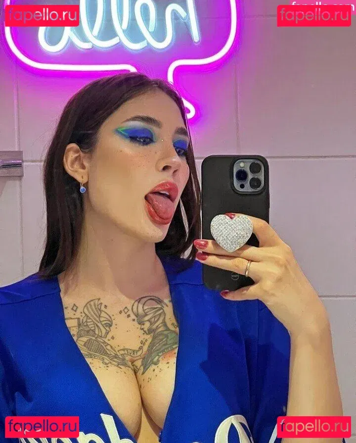 Gabriela Zambrozuski Onlyfans Photo Gallery 