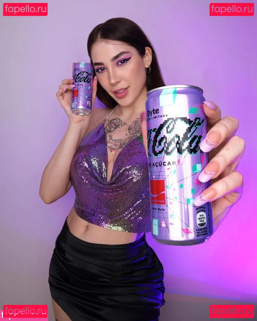 Gabriela Zambrozuski Onlyfans Photo Gallery 