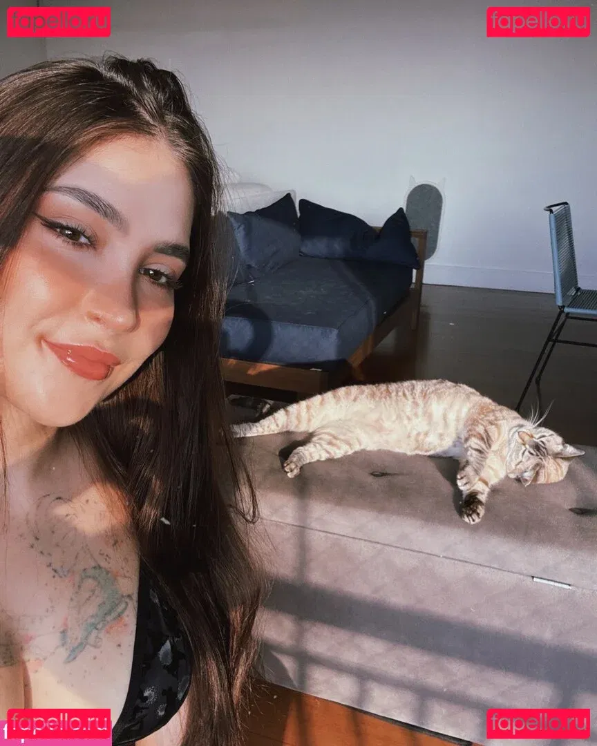 Gabriela Zambrozuski Onlyfans Photo Gallery 