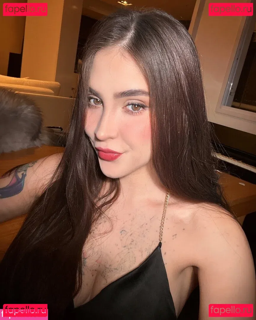 Gabriela Zambrozuski Onlyfans Photo Gallery 