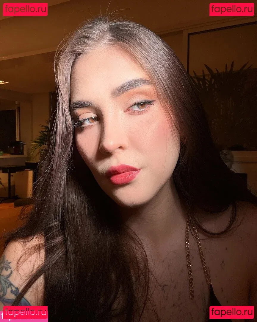 Gabriela Zambrozuski Onlyfans Photo Gallery 