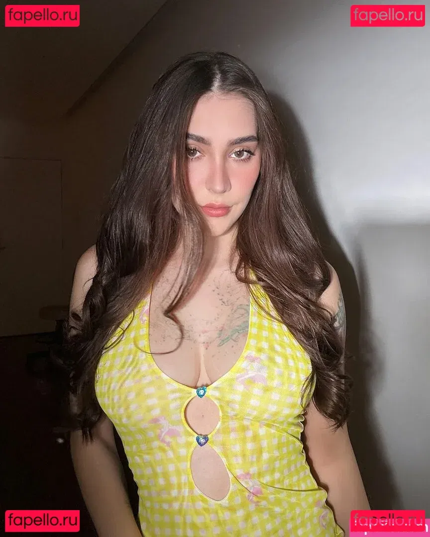 Gabriela Zambrozuski Onlyfans Photo Gallery 