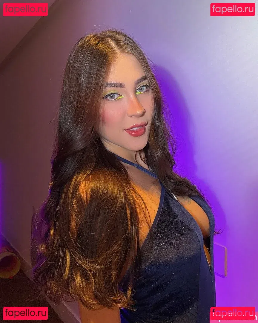 Gabriela Zambrozuski Onlyfans Photo Gallery 