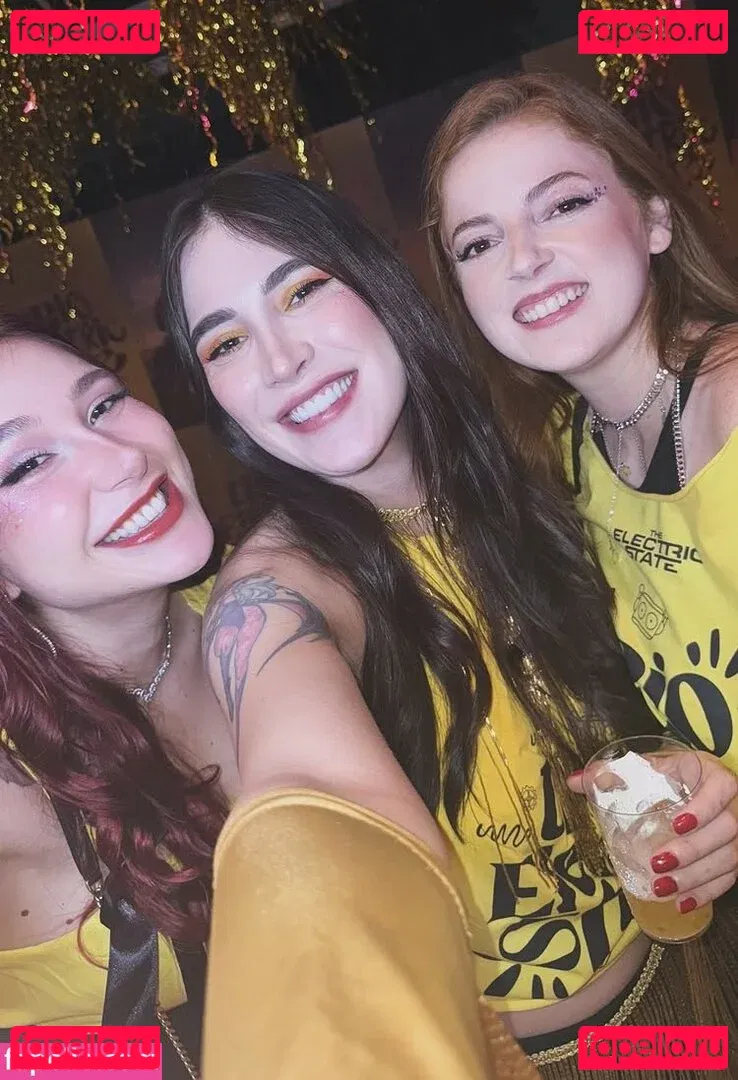 Gabriela Zambrozuski Onlyfans Photo Gallery 