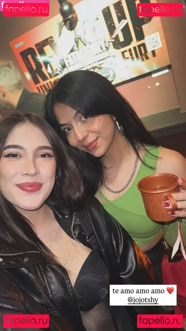 Gabriela Zambrozuski Onlyfans Photo Gallery 