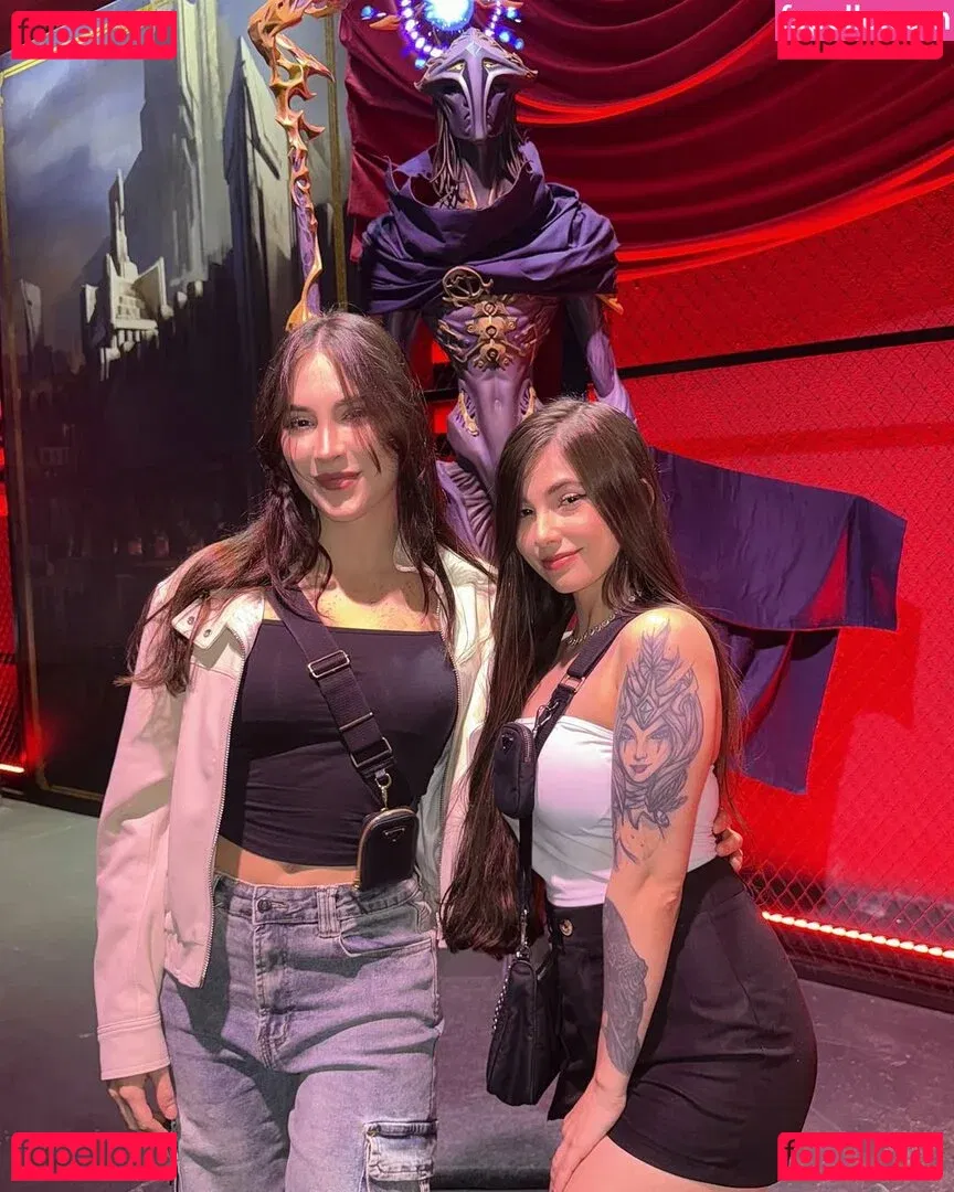 Gabriela Zambrozuski Onlyfans Photo Gallery 