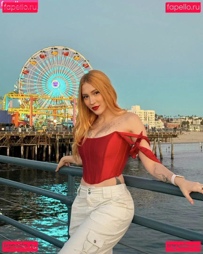 Gabriela Zambrozuski Onlyfans Photo Gallery 