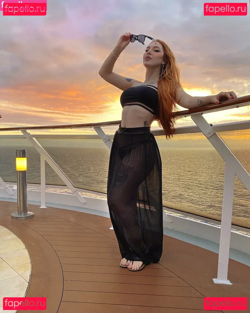 Gabriela Zambrozuski Onlyfans Photo Gallery 