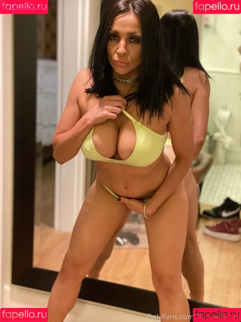 audreybitoni Onlyfans Photo Gallery 
