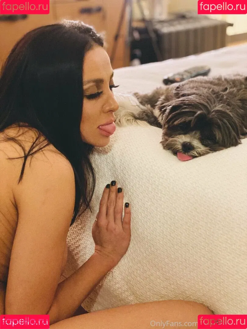 audreybitoni Onlyfans Photo Gallery 