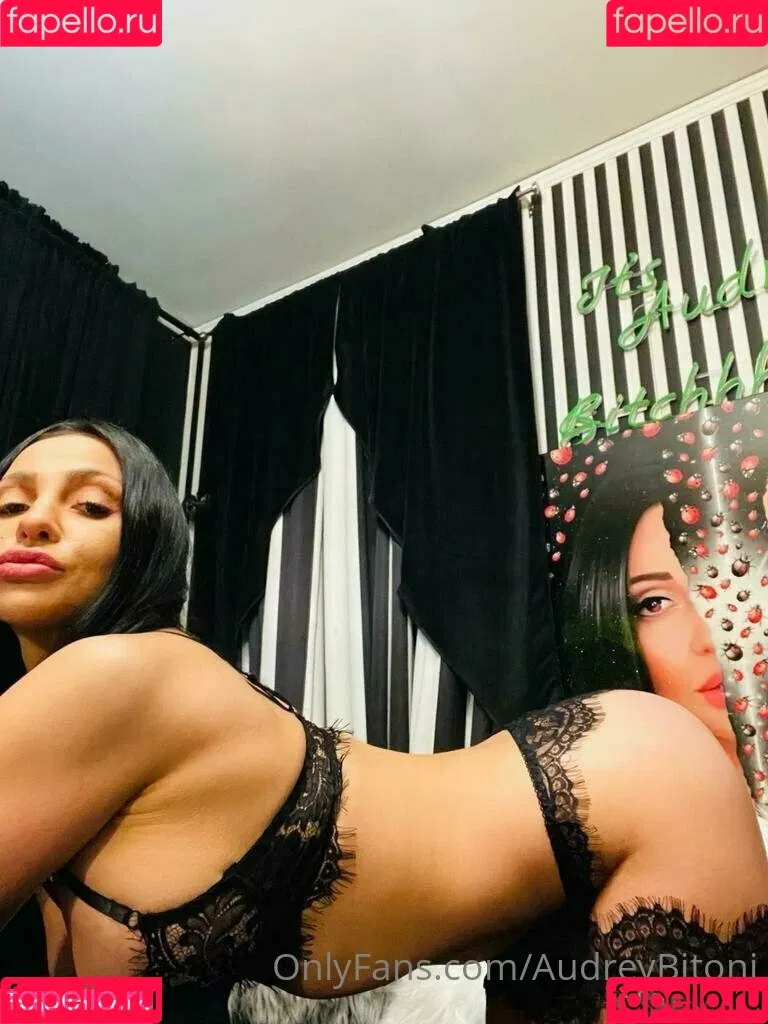 audreybitoni Onlyfans Photo Gallery 