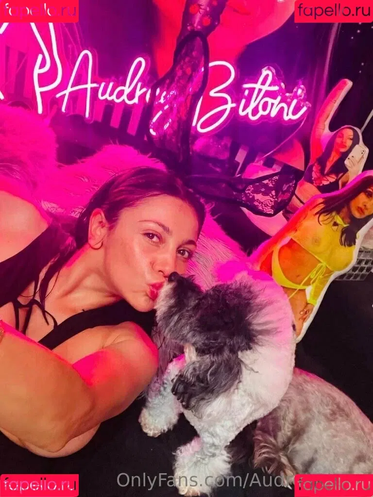 audreybitoni Onlyfans Photo Gallery 