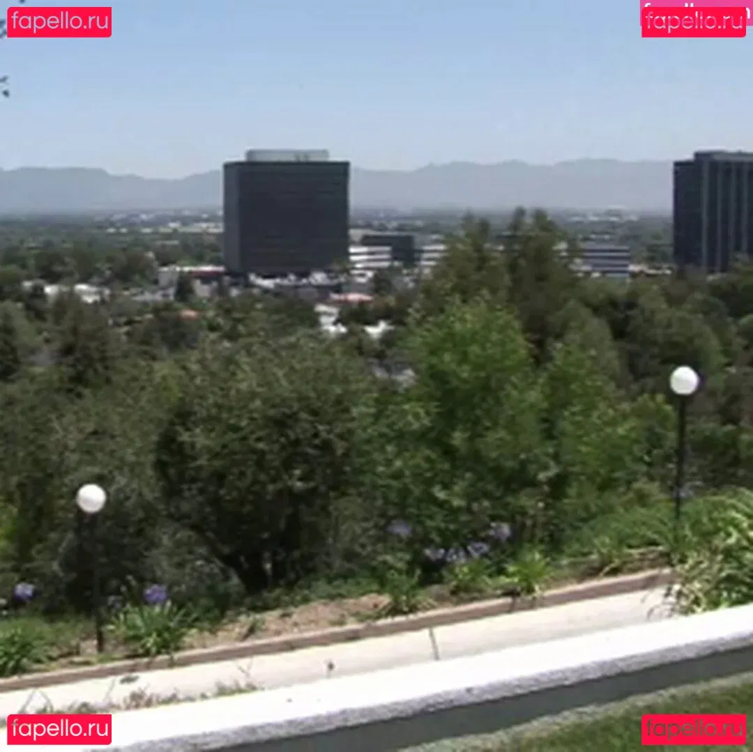 audreybitoni Onlyfans Photo Gallery 