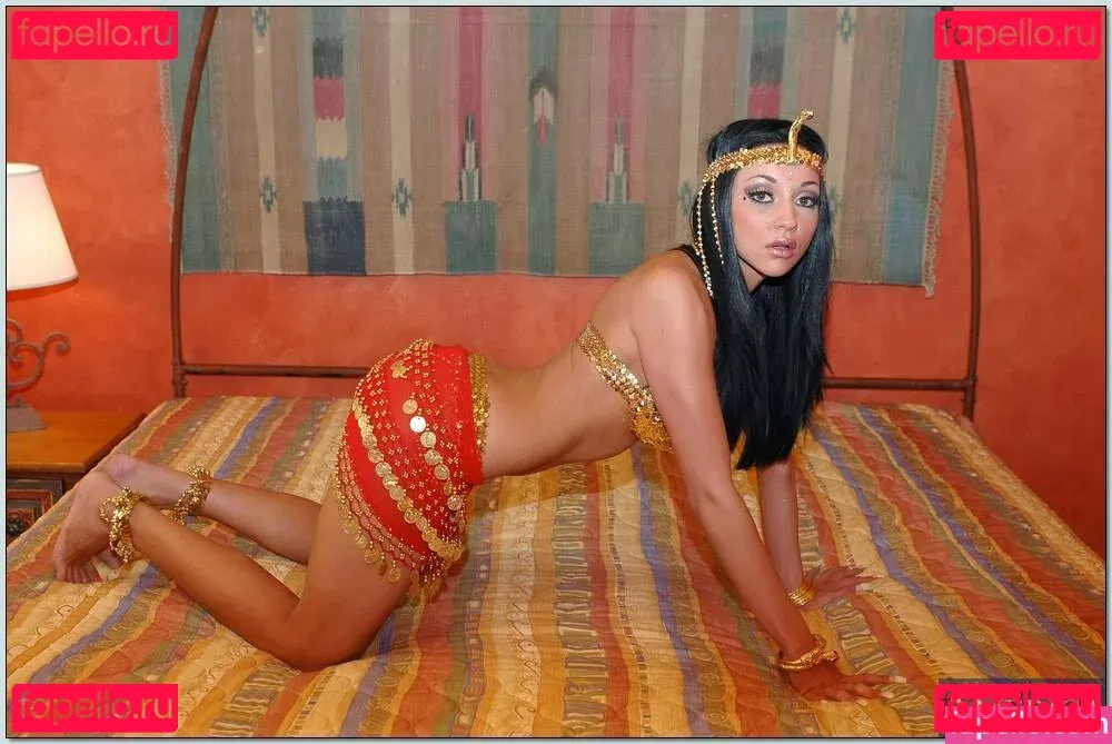 audreybitoni Onlyfans Photo Gallery 