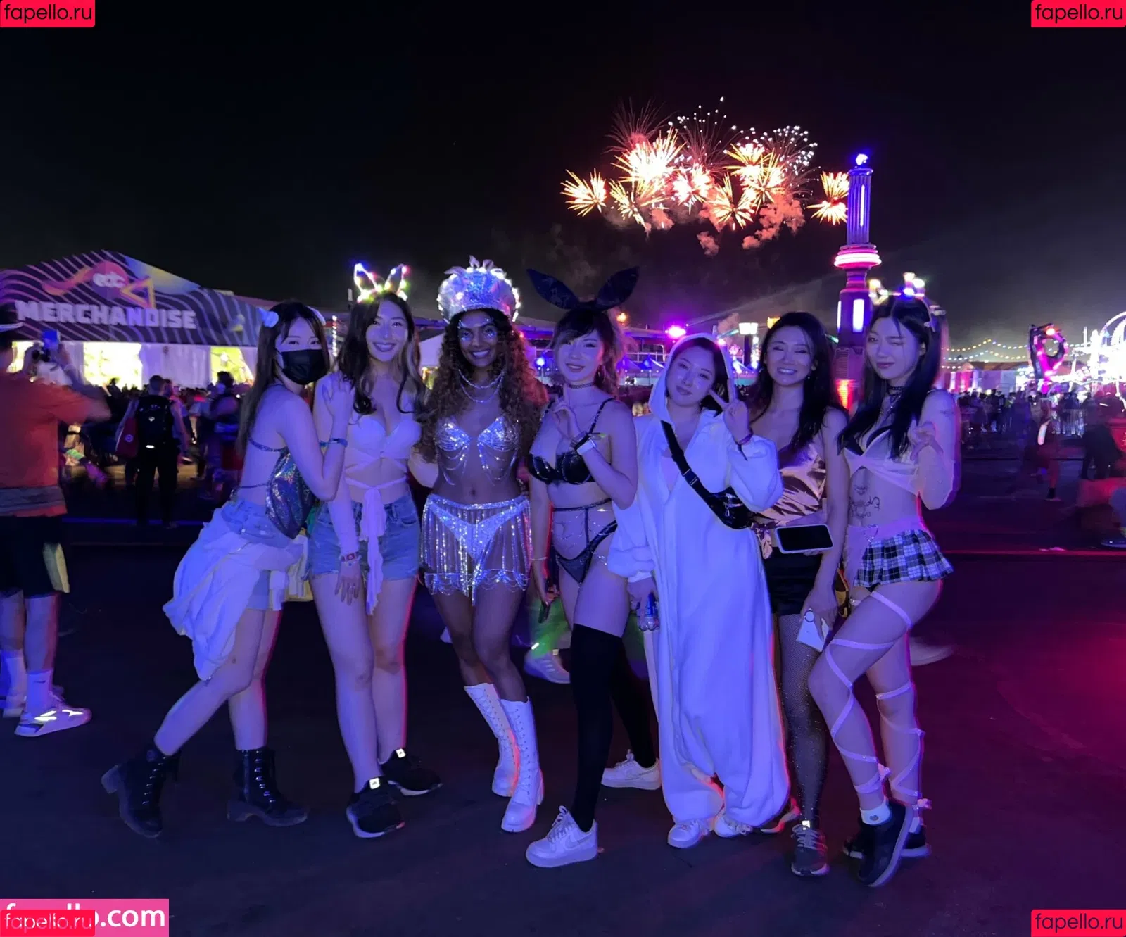 Starsmitten Onlyfans Photo Gallery 