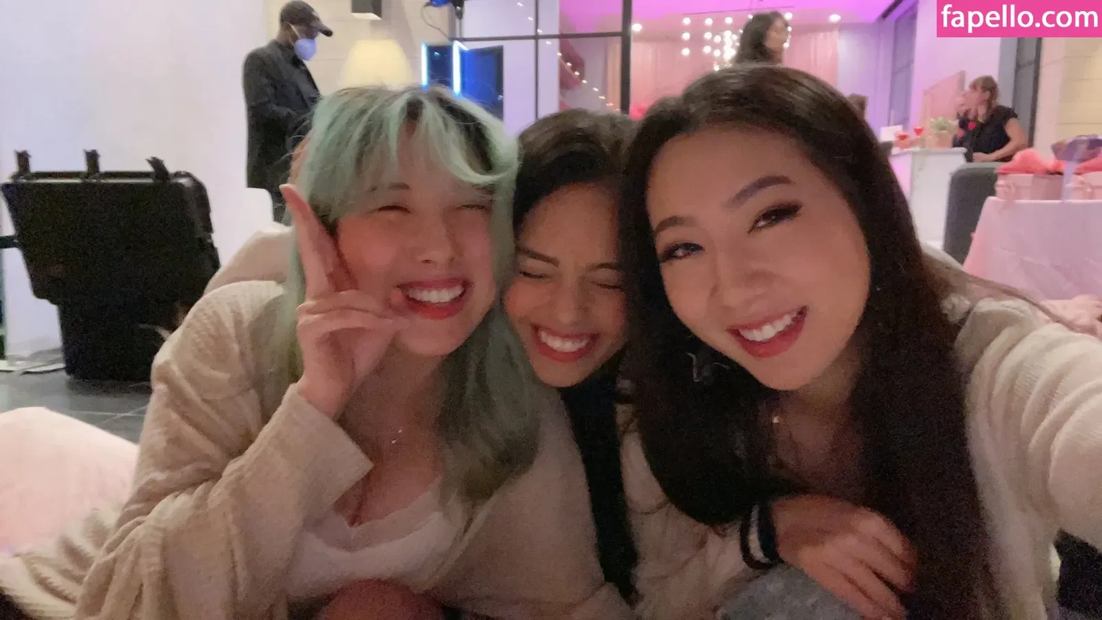 Starsmitten Onlyfans Photo Gallery 