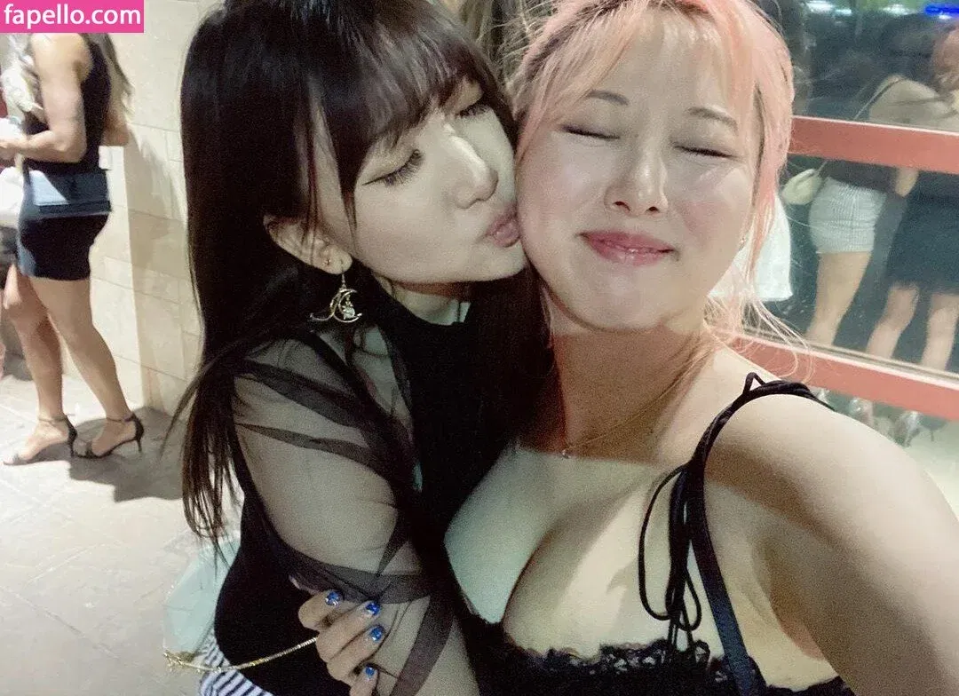 Starsmitten Onlyfans Photo Gallery 