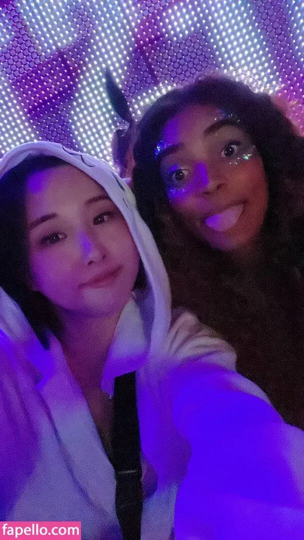 Starsmitten Onlyfans Photo Gallery 