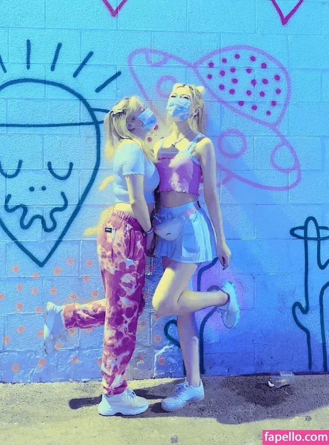 Starsmitten Onlyfans Photo Gallery 