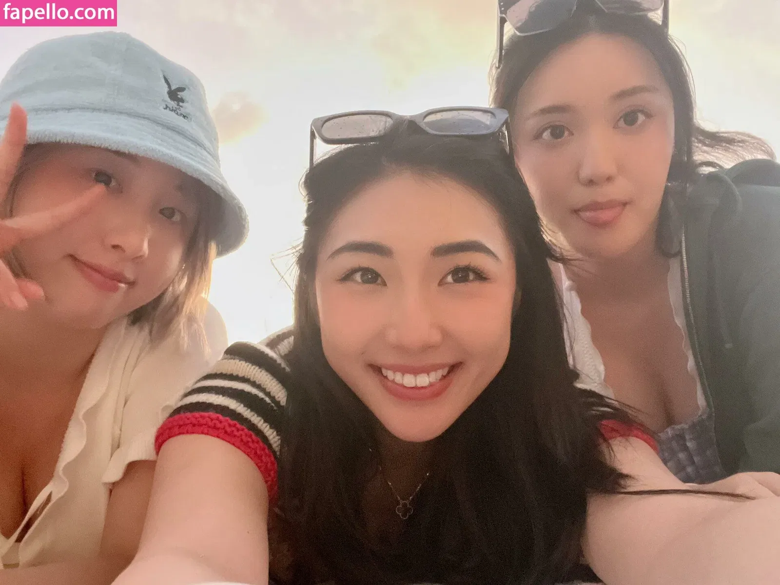 Starsmitten Onlyfans Photo Gallery 