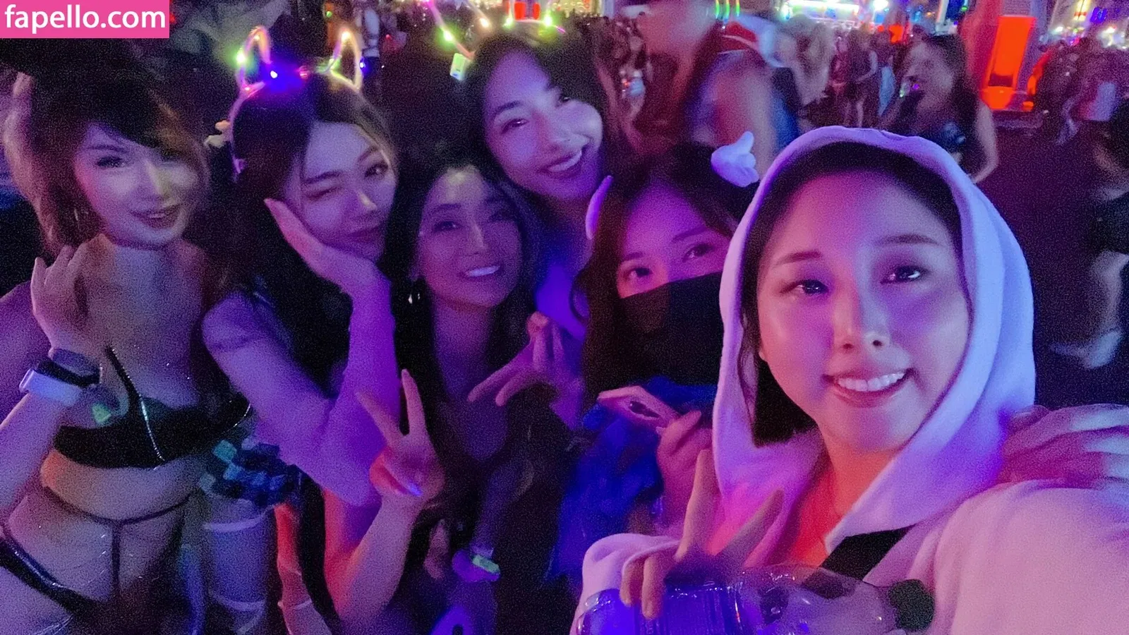 Starsmitten Onlyfans Photo Gallery 