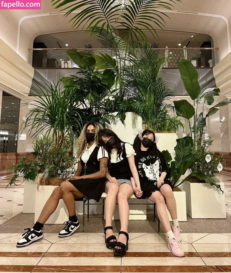 Starsmitten Onlyfans Photo Gallery 