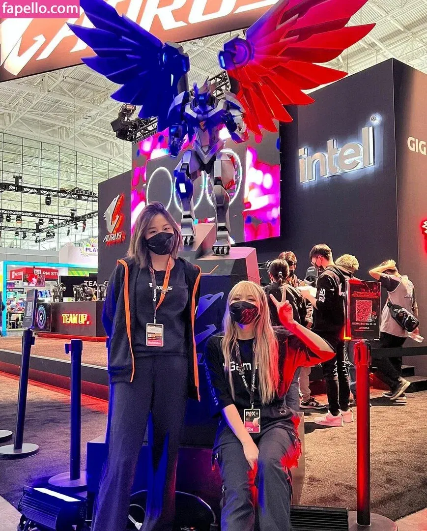 Starsmitten Onlyfans Photo Gallery 