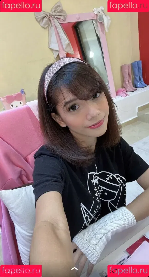 Eevee Enara Onlyfans Photo Gallery 