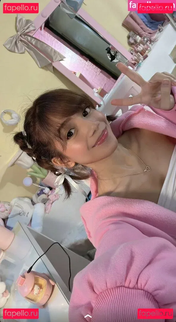 Eevee Enara Onlyfans Photo Gallery 