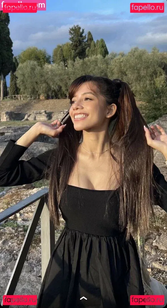 Eevee Enara Onlyfans Photo Gallery 