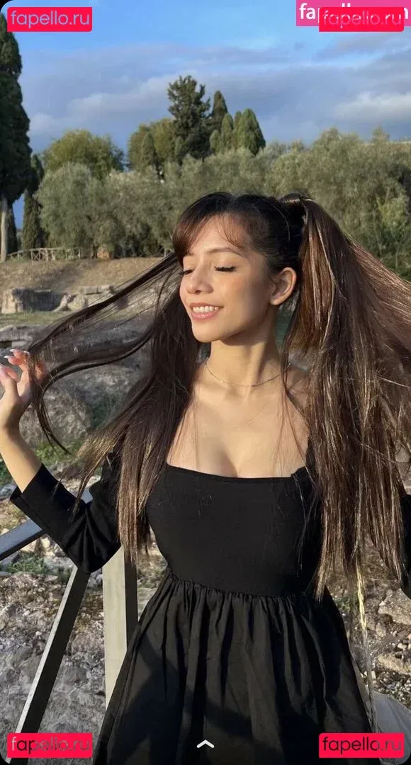 Eevee Enara Onlyfans Photo Gallery 