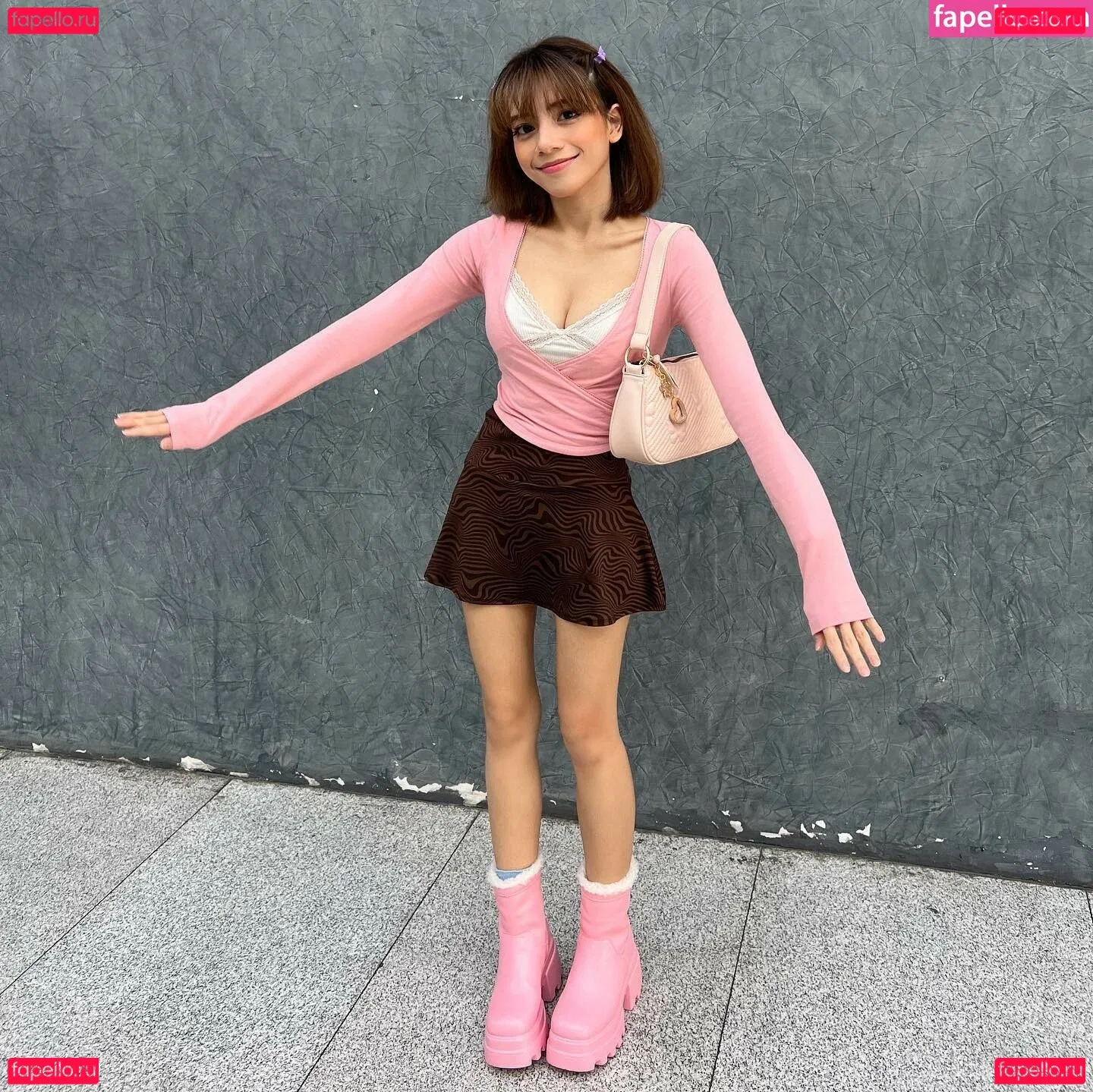 Eevee Enara Onlyfans Photo Gallery 