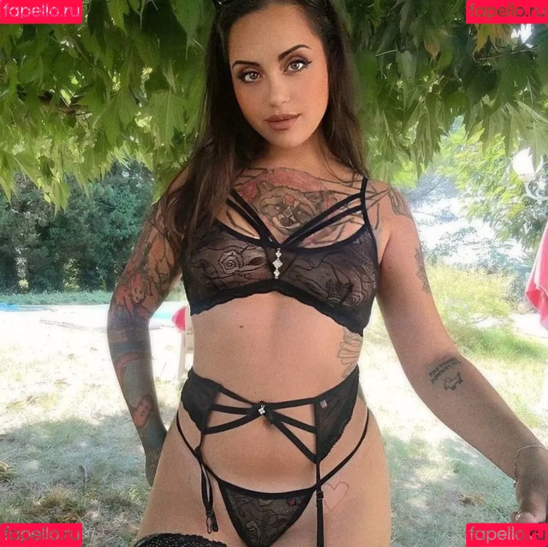 Prunette Onlyfans Photo Gallery 