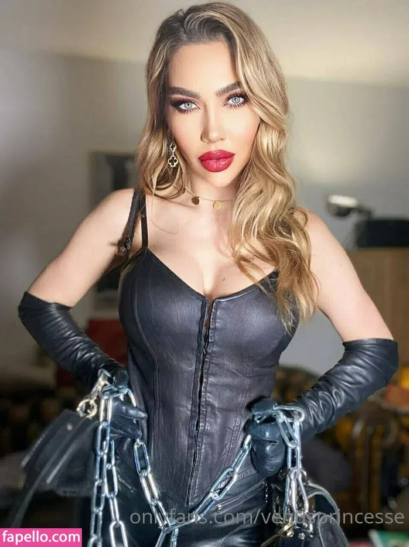 Venus Onlyfans Photo Gallery 