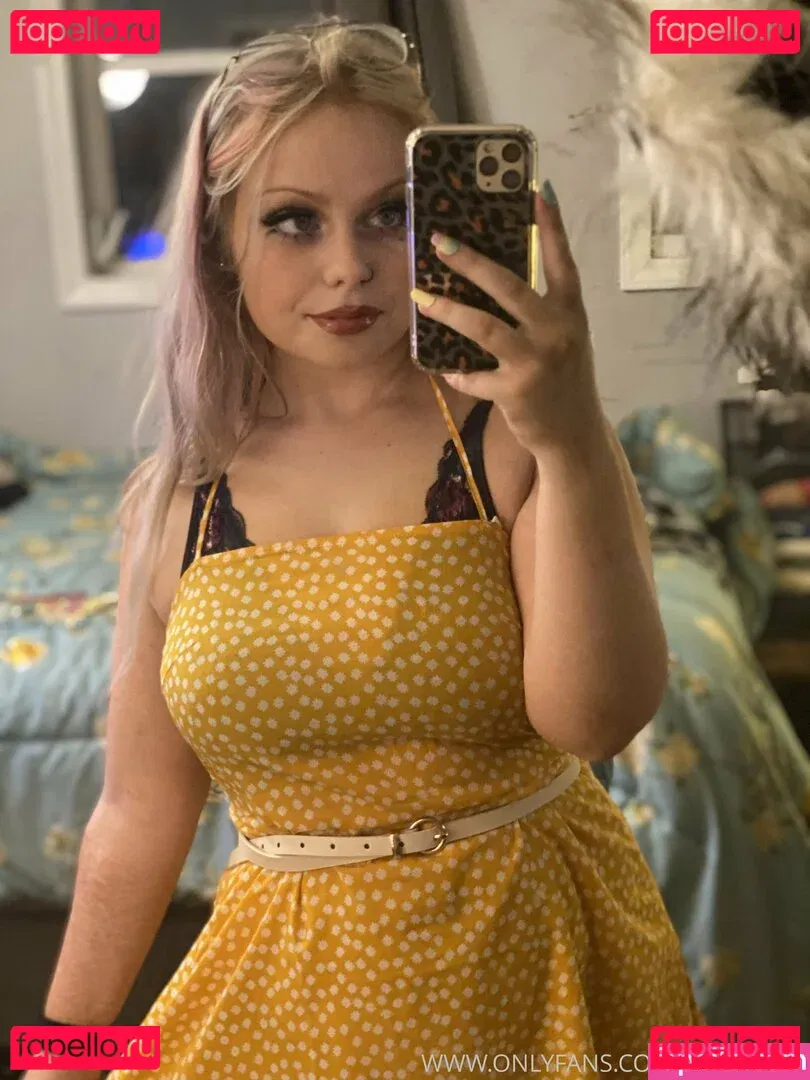 sototally Onlyfans Photo Gallery 