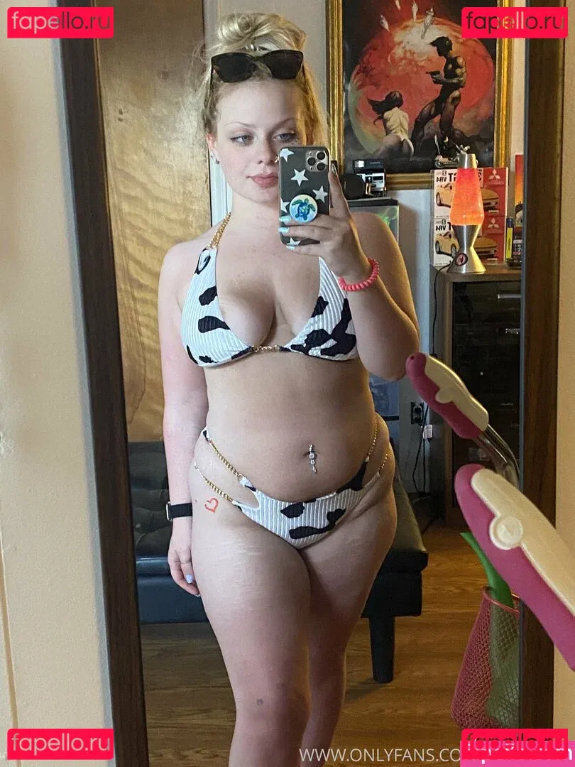 sototally Onlyfans Photo Gallery 