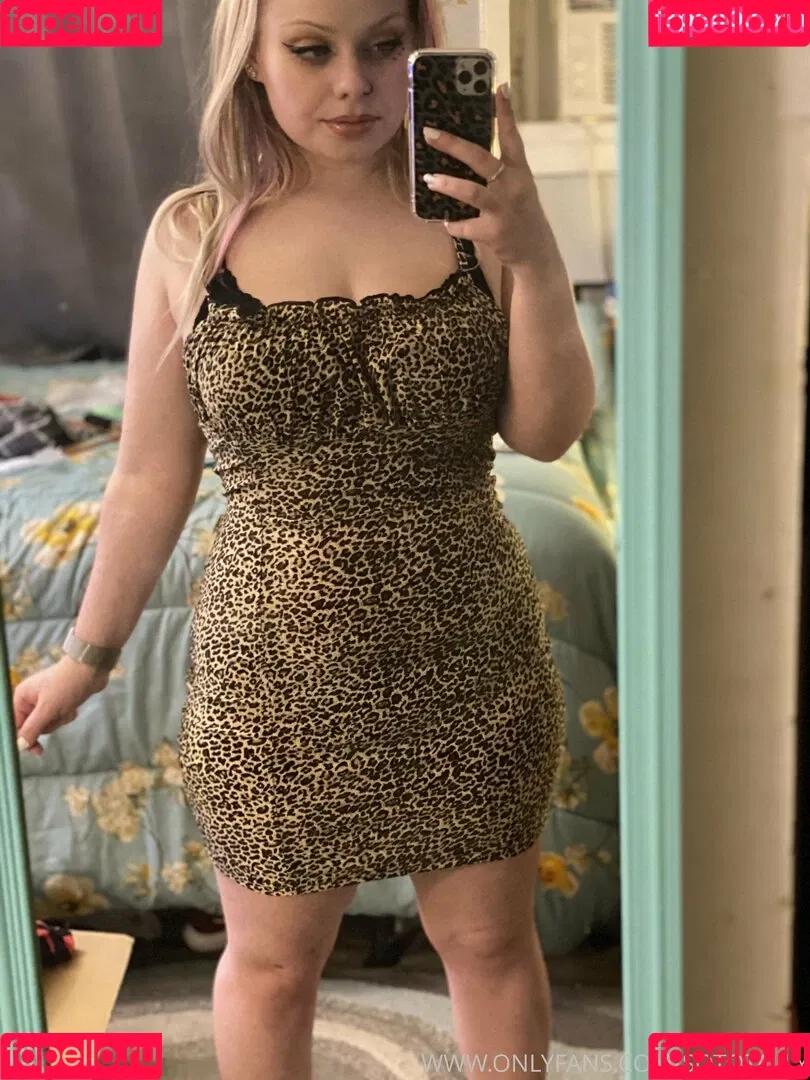 sototally Onlyfans Photo Gallery 