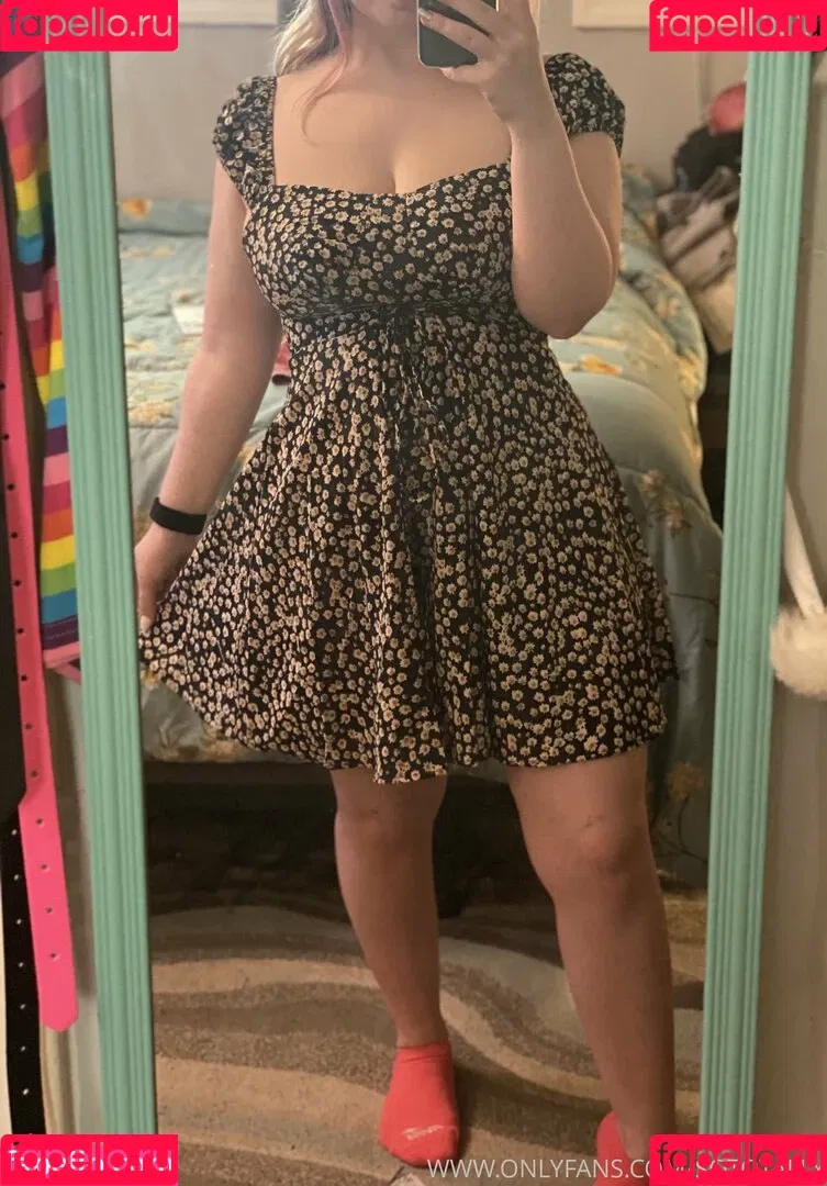sototally Onlyfans Photo Gallery 