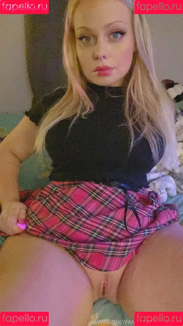sototally Onlyfans Photo Gallery 