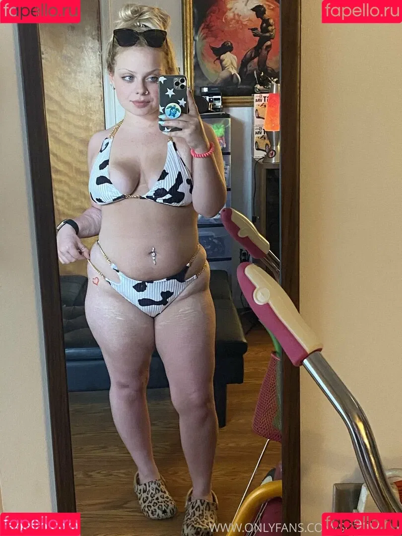 sototally Onlyfans Photo Gallery 