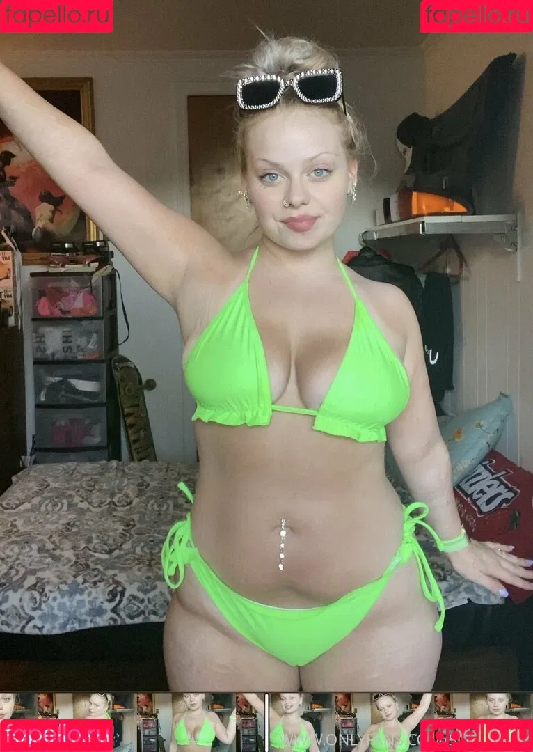 sototally Onlyfans Photo Gallery 