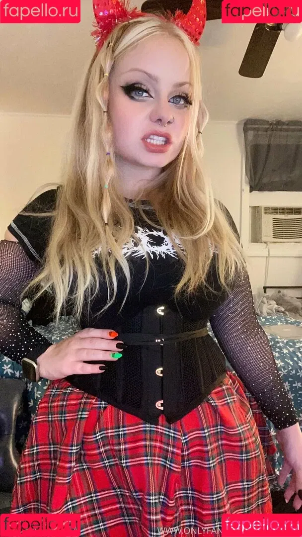 sototally Onlyfans Photo Gallery 