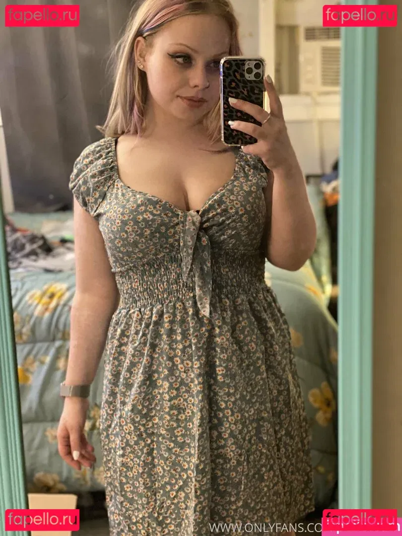 sototally Onlyfans Photo Gallery 