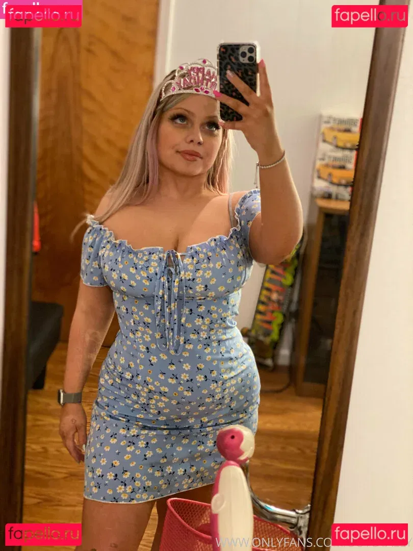 sototally Onlyfans Photo Gallery 